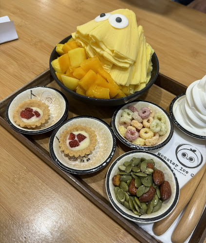 Monster Ice Cream Malaysia - Gastronomi dan perhotelan