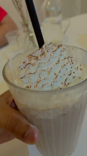 Tiny Elephant - Soft Serve & Coffee - Gastronomi dan perhotelan