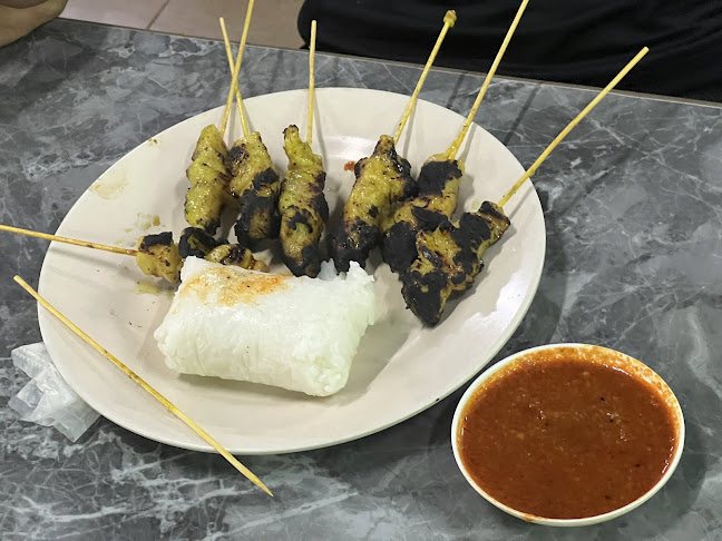Opinii despre Adam's Satay Ikan Bakar Ayaq Asam Bentong în Bentong - Gastronomi dan perhotelan