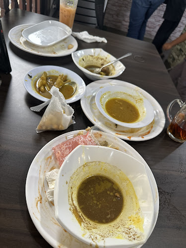 Comentarii opinii despre Nasi Minyak John