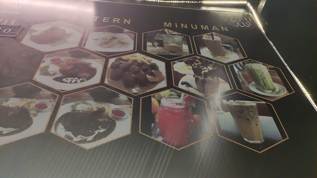 Restoran Are We Corner - Gastronomi dan perhotelan