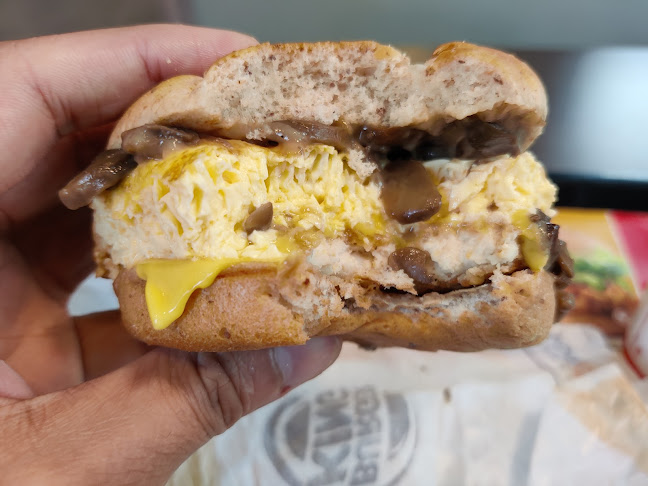 Opinii despre Burger King Persiaran Indah în Johor Bahru - Gastronomi dan perhotelan