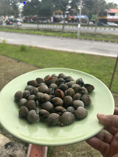 Kedai Pokok Manggis Ikan Bakar Tomyam