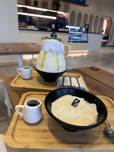 DEKÕRI Premium Café - Eco Galleria, Iskandar Puteri, Johor.