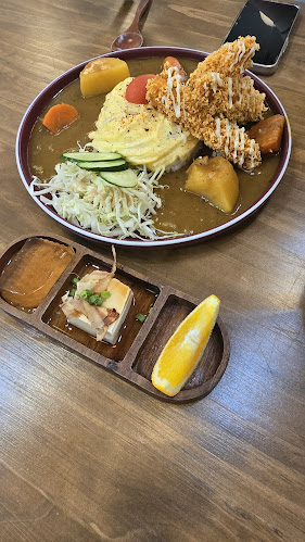 30, Jalan Ismail, Kampung Pegawai, 83000 Batu Pahat, Johor Darul Ta'zim