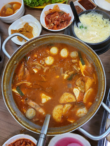 Chingooya Korean Restaurant - Gastronomi dan perhotelan