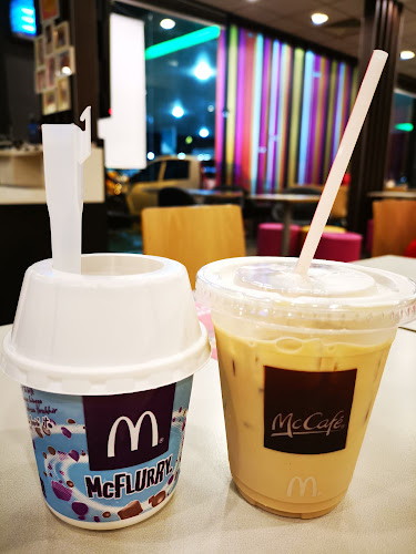 Comentarii opinii despre McDonald's Taman Sri Yaacob
