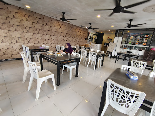 Restoran Thai Pan - Gastronomi dan perhotelan