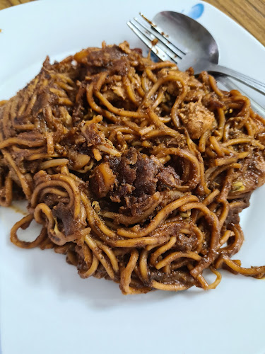 Hussain Mee Goreng And Mee Rebus - Jelutong