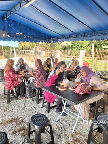 LAKSA CUCOQ FITRI & MEE UDANG KARA,WESTERN FOOD - Gastronomi dan perhotelan