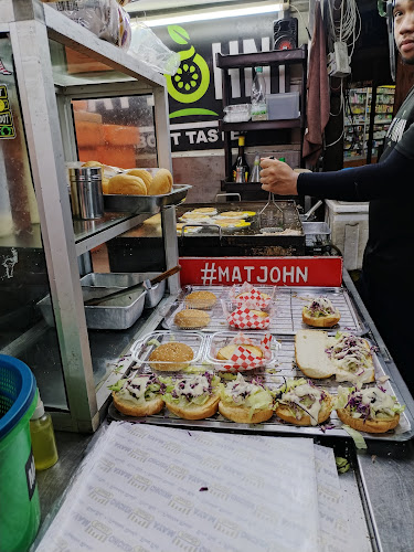 Mat John Burger Menara Condong - Teluk Intan