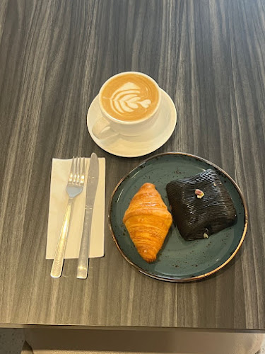 Comentarii opinii despre Aison Bakery & Coffee @ Kajang