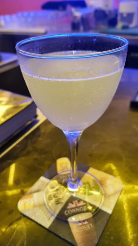 Bar Flips - Gastronomi dan perhotelan