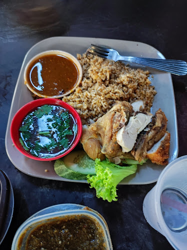 Opinii despre Medan Selera Wakaf Taiping în Taiping - Gastronomi dan perhotelan