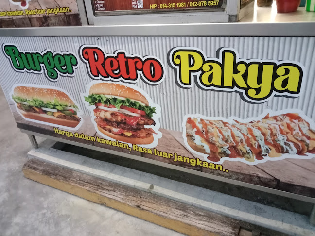 Opinii despre Burger Retro Pakya în Melaka - Gastronomi dan perhotelan