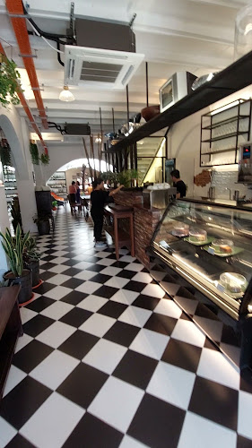 Opinii despre Izzy's în Kuching - Gastronomi dan perhotelan