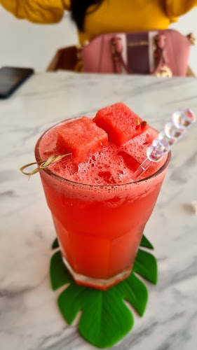 Mangga at the Blue Mansion - Gastronomi dan perhotelan