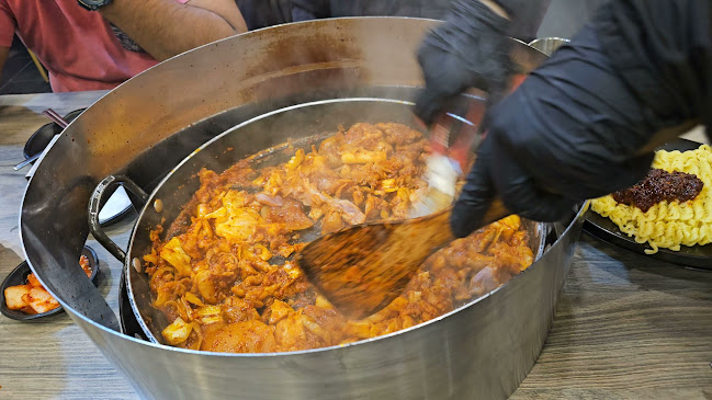 170-04- 42D, Food Court, 4th FLOOR, Next to Mr.Diy, Gurney Dr, 10250 George Town, Penang