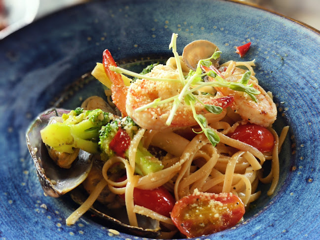 X.Street Cafe & Dine - Sibu