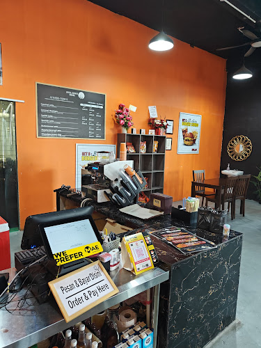 Comentarii opinii despre Apcel Coffee House (Cawangan Hutan Kampung)