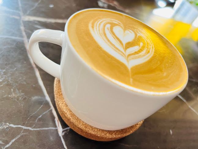 CHARLIE'S COFFEE - Gastronomi dan perhotelan