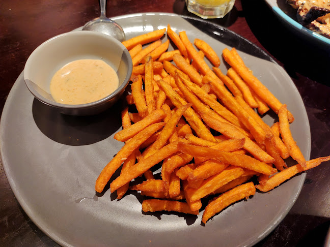 Nando's Aman Central