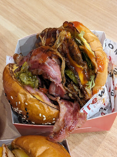 Opinii despre Woodfire Putrajaya în Putrajaya - Gastronomi dan perhotelan