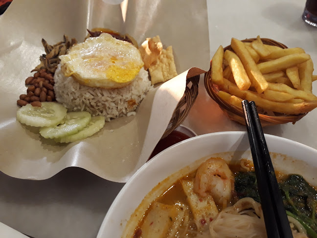 Opinii despre OLDTOWN White Coffee @ M Boutique Kampar în Kampar - Gastronomi dan perhotelan