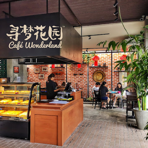 Café Wonderland