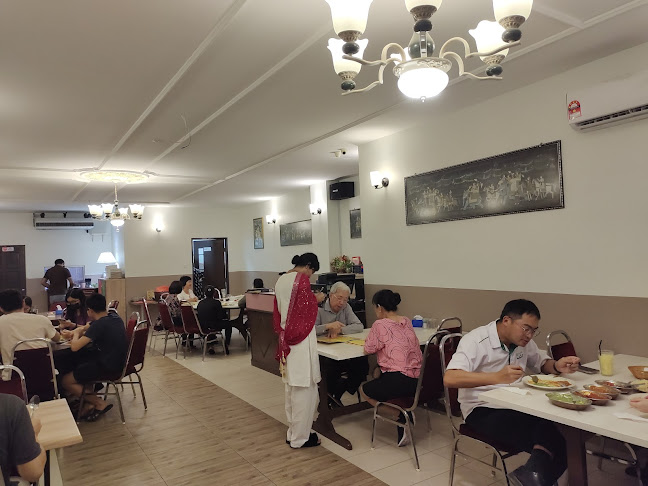 Opinii despre Restaurant D' Tandoori House în Melaka - Gastronomi dan perhotelan