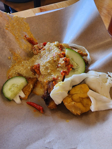 Ayam Gepuk Top Global - Shah Alam