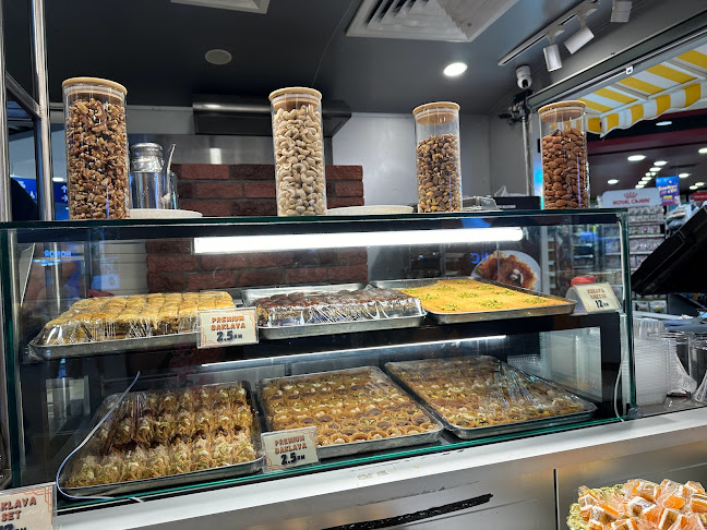 Comentarii opinii despre Pizza & Kunafa Wagon | Gurney Plaza Food Hall