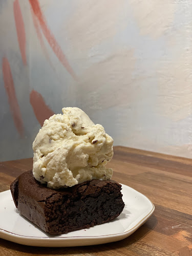 Comentarii opinii despre Waka Waka Gelato