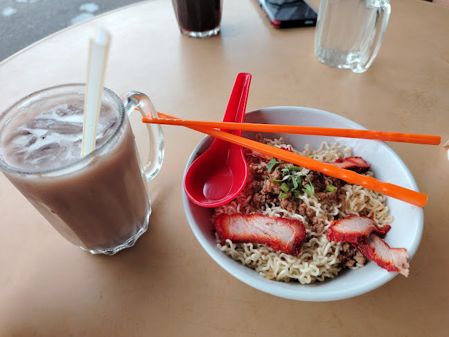 Opinii despre St. Michael Cafe în Kuching - Gastronomi dan perhotelan