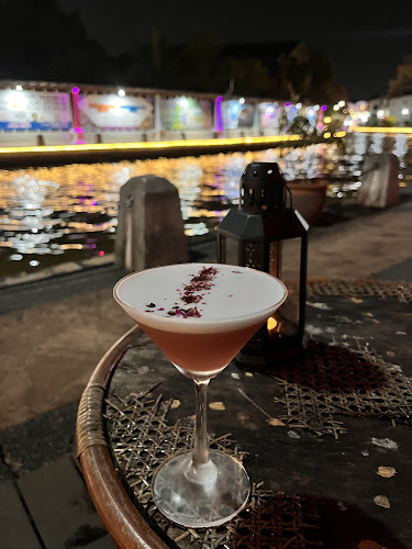 Comentarii opinii despre The Old Merchant