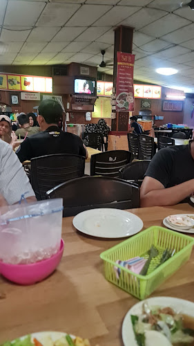 Fauzira Tomyam Seafood - Sitiawan