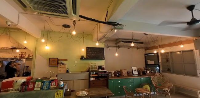 100 houz coffee & breakfast