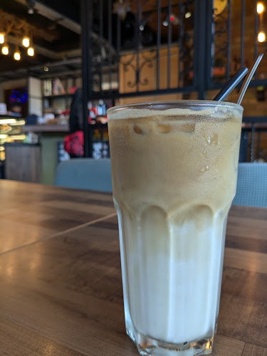 Opinii despre Bali Bali Cafe în Teluk Intan - Gastronomi dan perhotelan