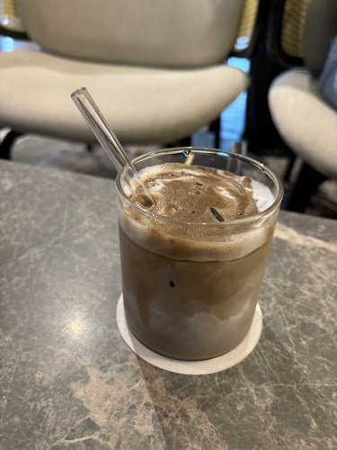 Flow Coffee - Gastronomi dan perhotelan