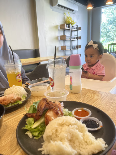 Pak Awi Nasi Ayam - Kuala Terengganu