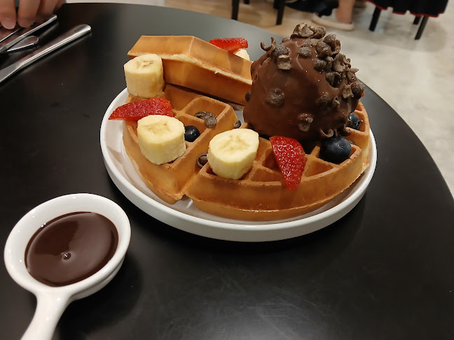 Mr Waffle Damansara Uptown - Gastronomi dan perhotelan