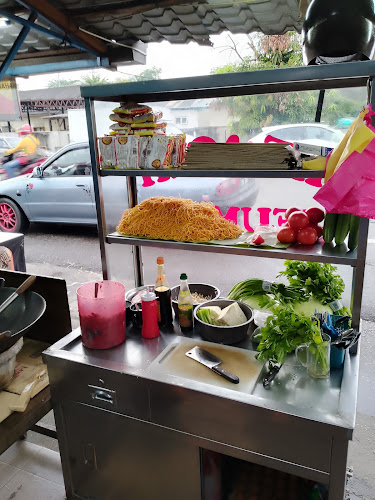 Mie Aceh Waroeng Kuta Radja