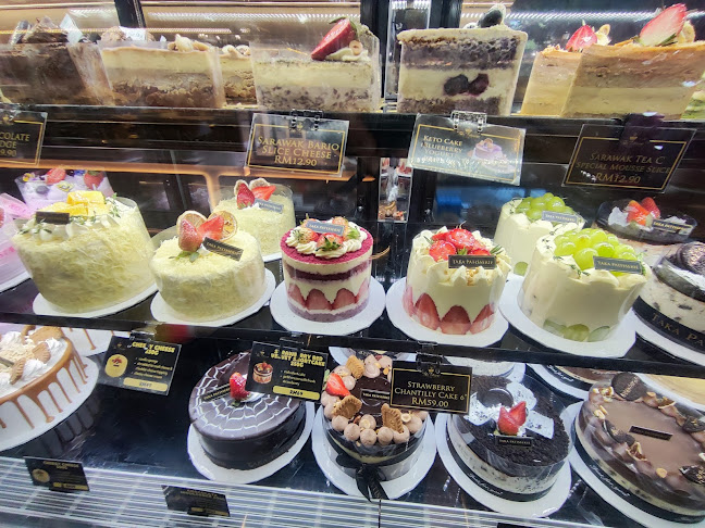 TAKA Patisserie Miri
