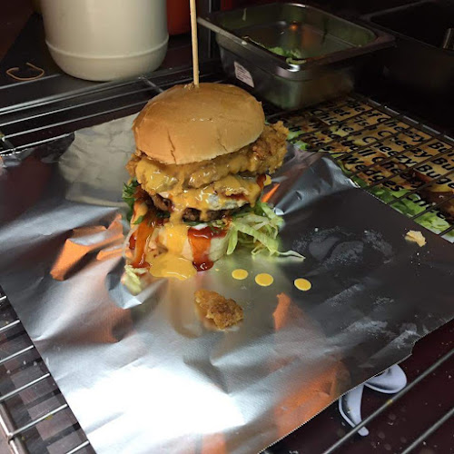 UncleDaniell Homemade Burger