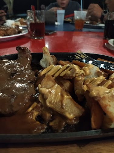 Comentarii opinii despre Makcik Cafe