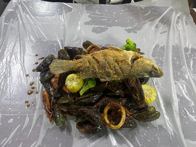 Kg Melayu Shellout - Gastronomi dan perhotelan