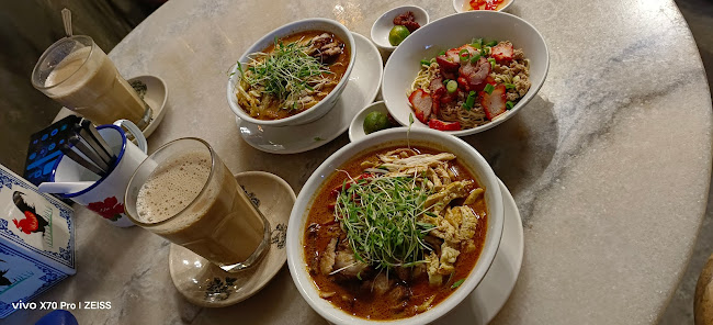 Opinii despre Little Hainan • 小海南雞飯館 în Kuching - Gastronomi dan perhotelan