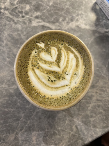 Opinii despre Flow Coffee în Kota Kinabalu - Gastronomi dan perhotelan