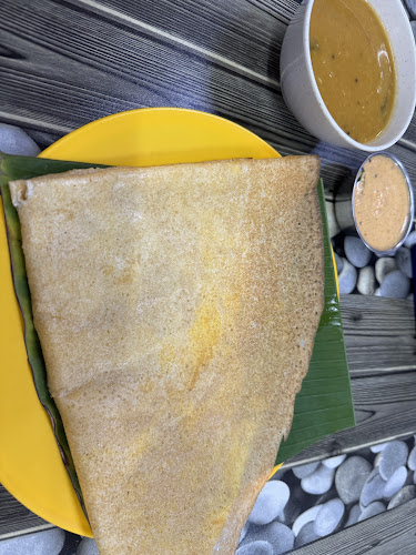 Opinii despre Restoran Arati Vilas Banana Leaf în Tanjung Bungah - Gastronomi dan perhotelan