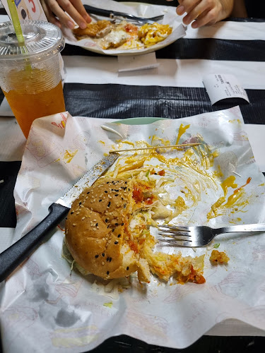 Opinii despre Burger Legend Street x Delorong Burger în Sungai Petani - Gastronomi dan perhotelan